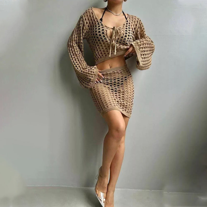 VLOVELAW 2025 popular summer new beach suit women's solid color sexy knitted stand-up collar bikini swimsuit blouse set