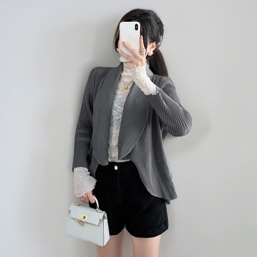 2025 Autumn new coat women's high-end new small lapel loose commuting temperament versatile pleated cardigan