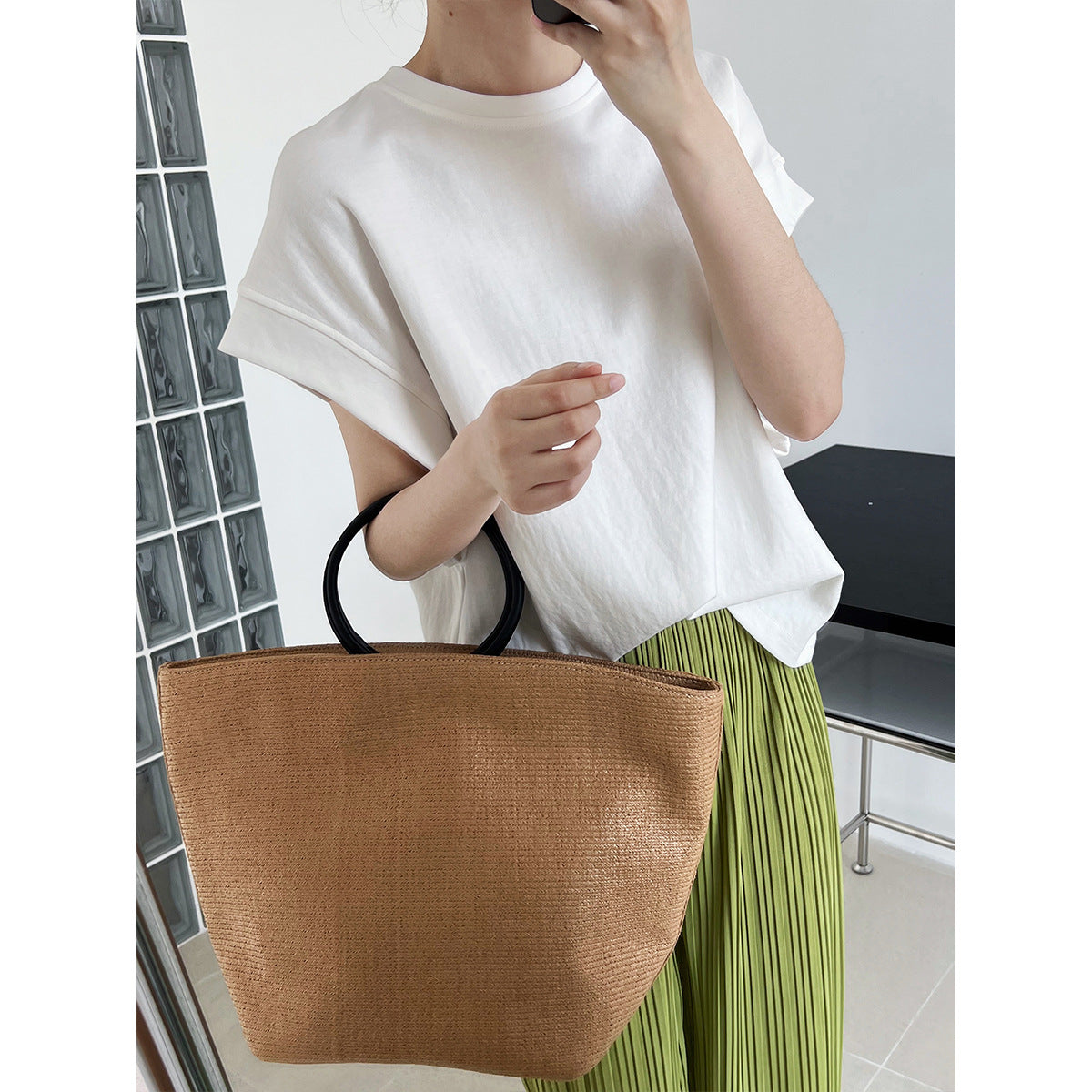 Luxi, Profile Right Angle Shoulder Short Sleeve T-Shirt Women's Summer Loose Design Sense Bat Sleeve T-Shirt Top 2217