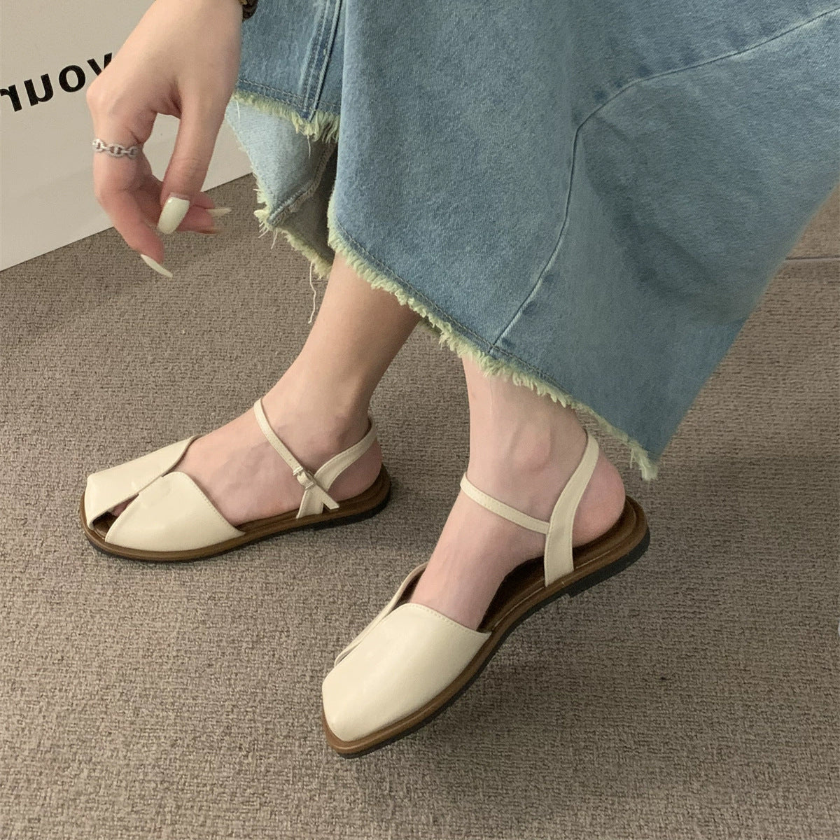 VLOVELAW Closed Toe Sandals for Women New Summer Korean Style Mori Style Retro Fairy Style Casual Soft Flat Bottom Roman Style Shoes