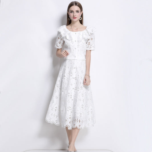 lace square neck ruffle leaf edge two-piece suit skirt, high sense, light and mature style, white top, half-length skirt.