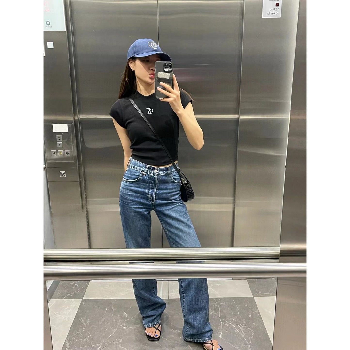 VLOVELAW Jennie Jin Zhini Same Style Crew Neck Casual Slim Fit Short Short Sleeve T-shirt Women's Summer New Simple Top