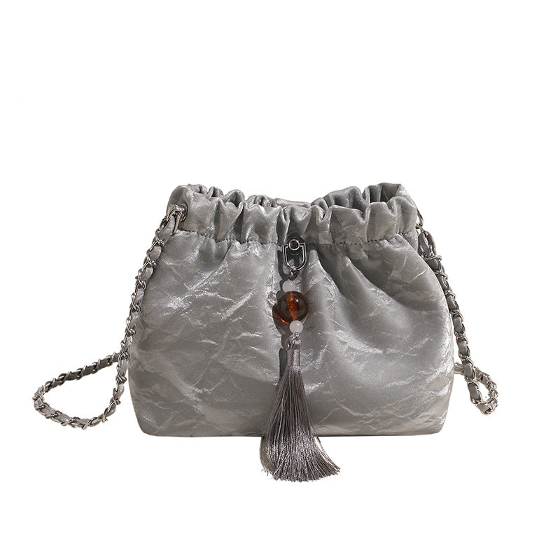 VLOVELAW 2025 Niche design messenger chain bag women's popular new trendy fashion portable commuter bag premium texture bucket bag