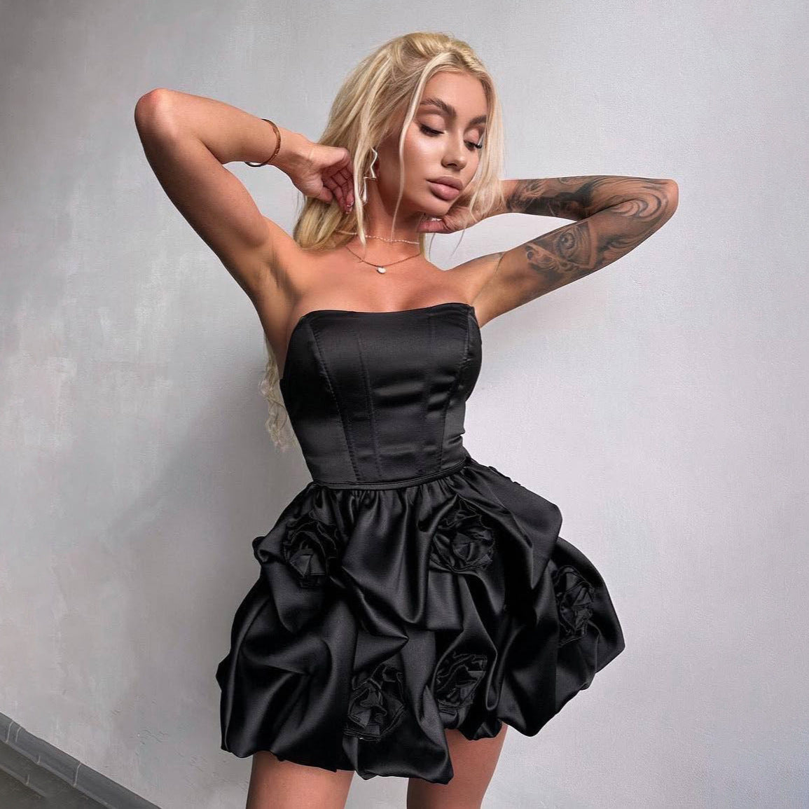 niche temperament three-dimensional decorative tube top strap corset skirt elegant design high-end ball dress New