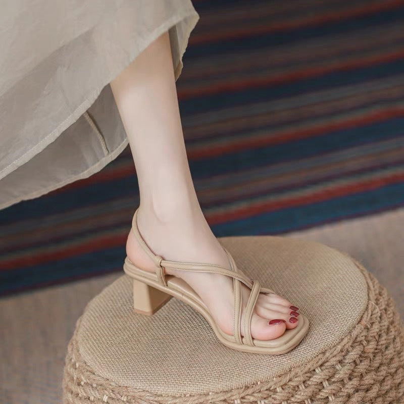 Retro Roman Sandals for Women New Summer Chunky Heel Outdoor Fairy Style High Heel Niche Inner Match Match Skirt