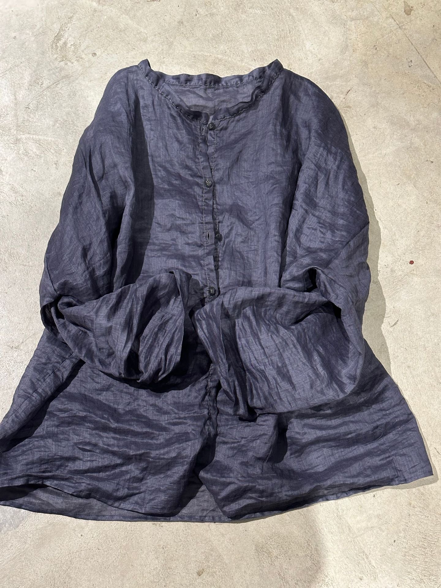 2025 23/3 Xiaochu, inner literary and retro light and thin ramie loose shoulder crew neck button-down shirt