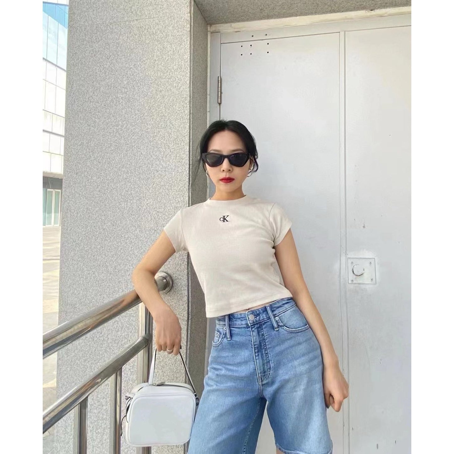 VLOVELAW Jennie Jin Zhini Same Style Crew Neck Casual Slim Fit Short Short Sleeve T-shirt Women's Summer New Simple Top