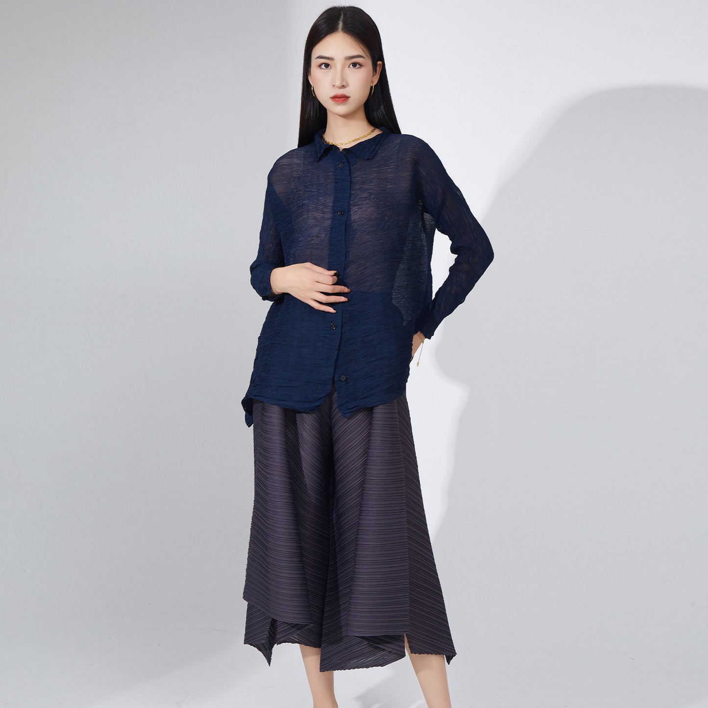 2025 Irregularly Folded Casual Shirt Top Loose Versatile Temperament Shirt Jacket Women's Thin Sunscreen Shirt