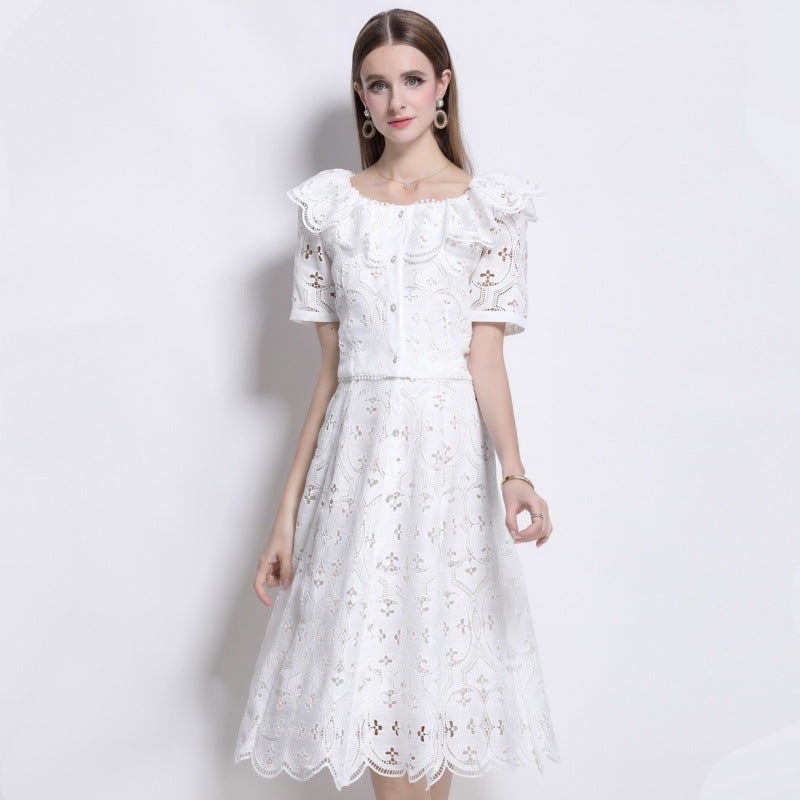 lace square neck ruffle leaf edge two-piece suit skirt, high sense, light and mature style, white top, half-length skirt.