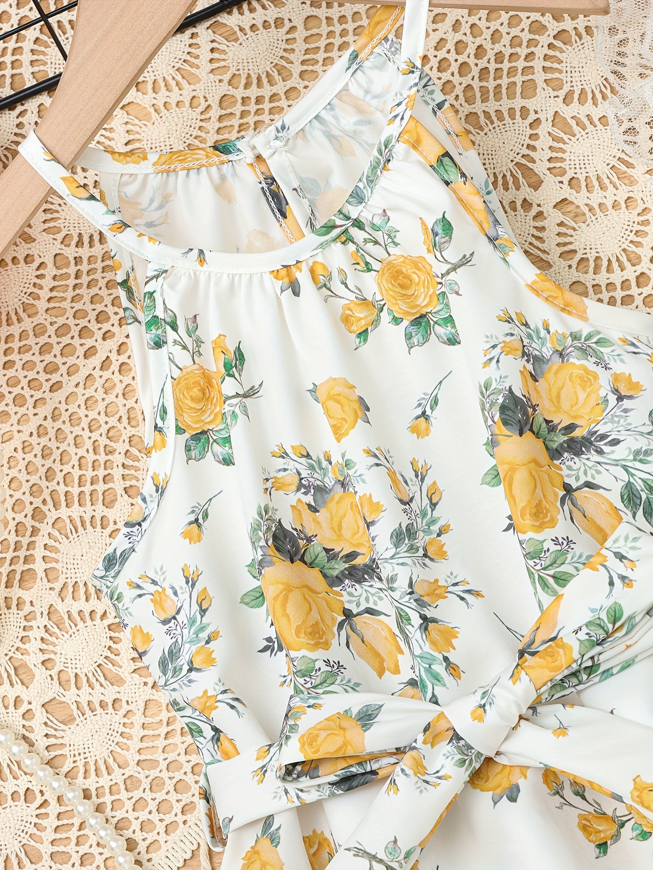 Adorable Vintage-Inspired Girls Floral Halter Dress - Flowy & Breathable for Summer Holidays, Perfect Festive Party Wear & Gift Idea