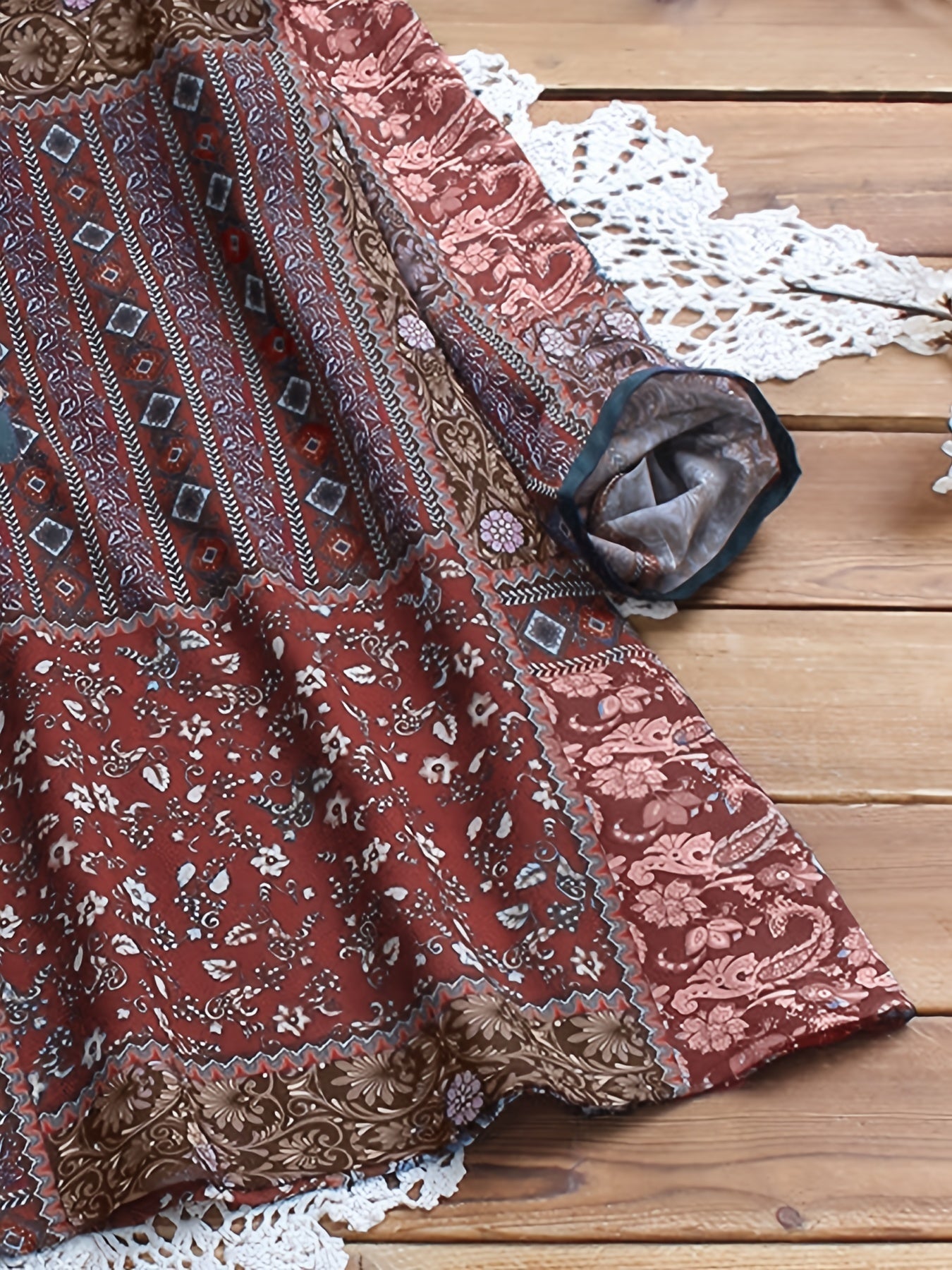 Plus Size Casual Top, Women's Plus Paisley Print Long Sleeve V Neck Henley Shirt