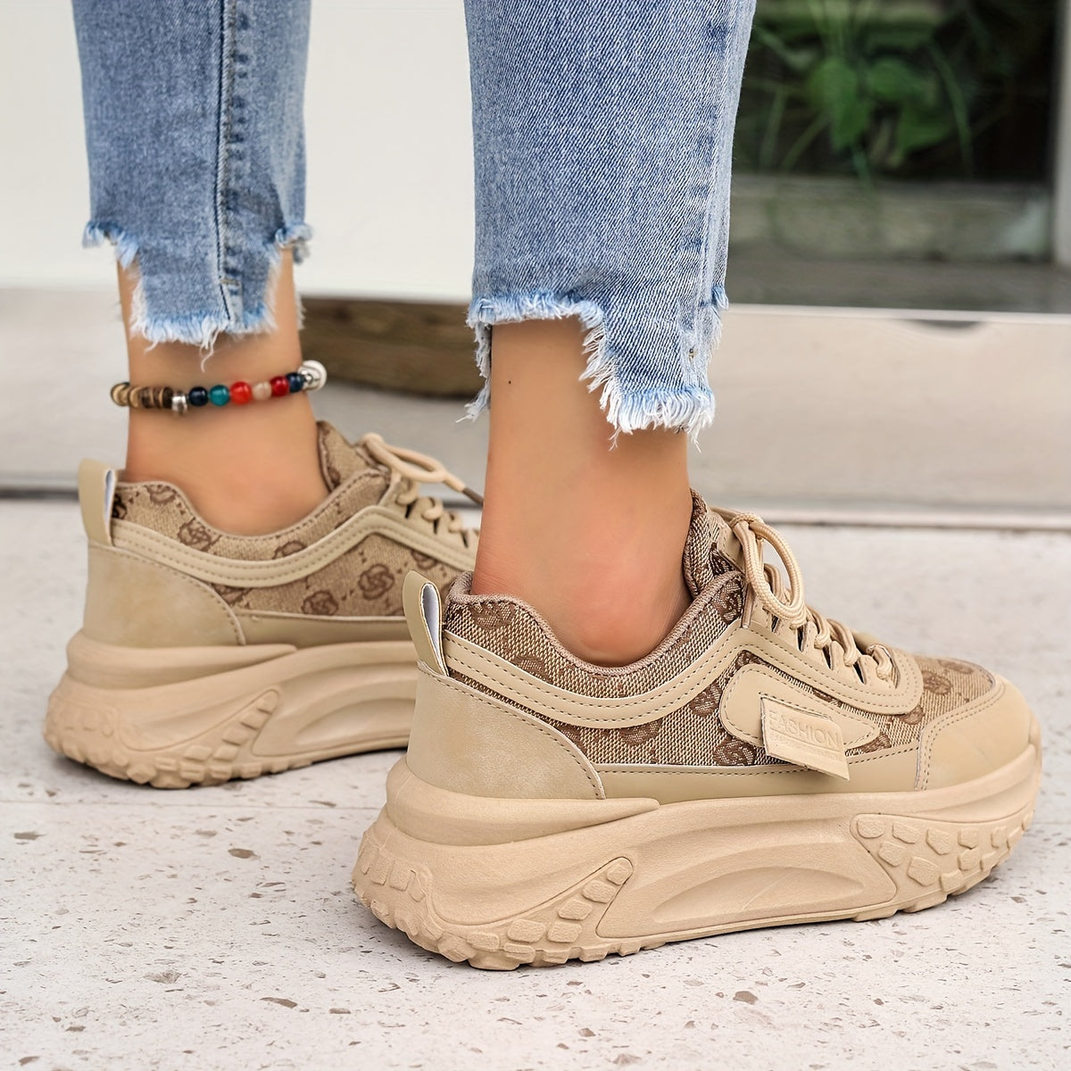 vlovelaw  Women's Floral Pattern Sneakers, Lace Up Comfy Platform Sporty Trainers, Versatile Low-top Skate Shoes