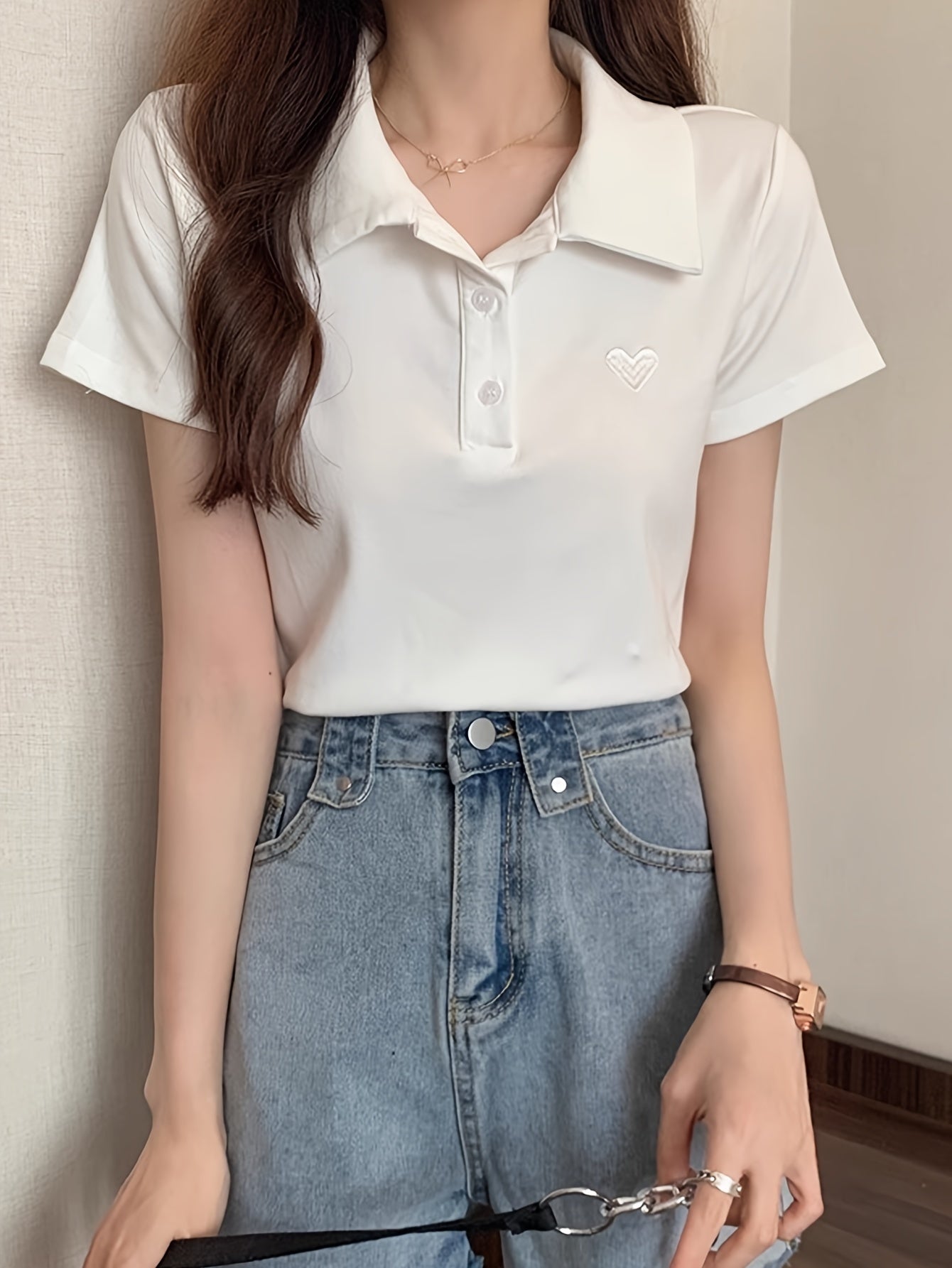 vlovelaw Solid Heart Pattern Collared T-Shirt, Casual Short Sleeve T-Shirt For Spring & Summer, Women's Clothing