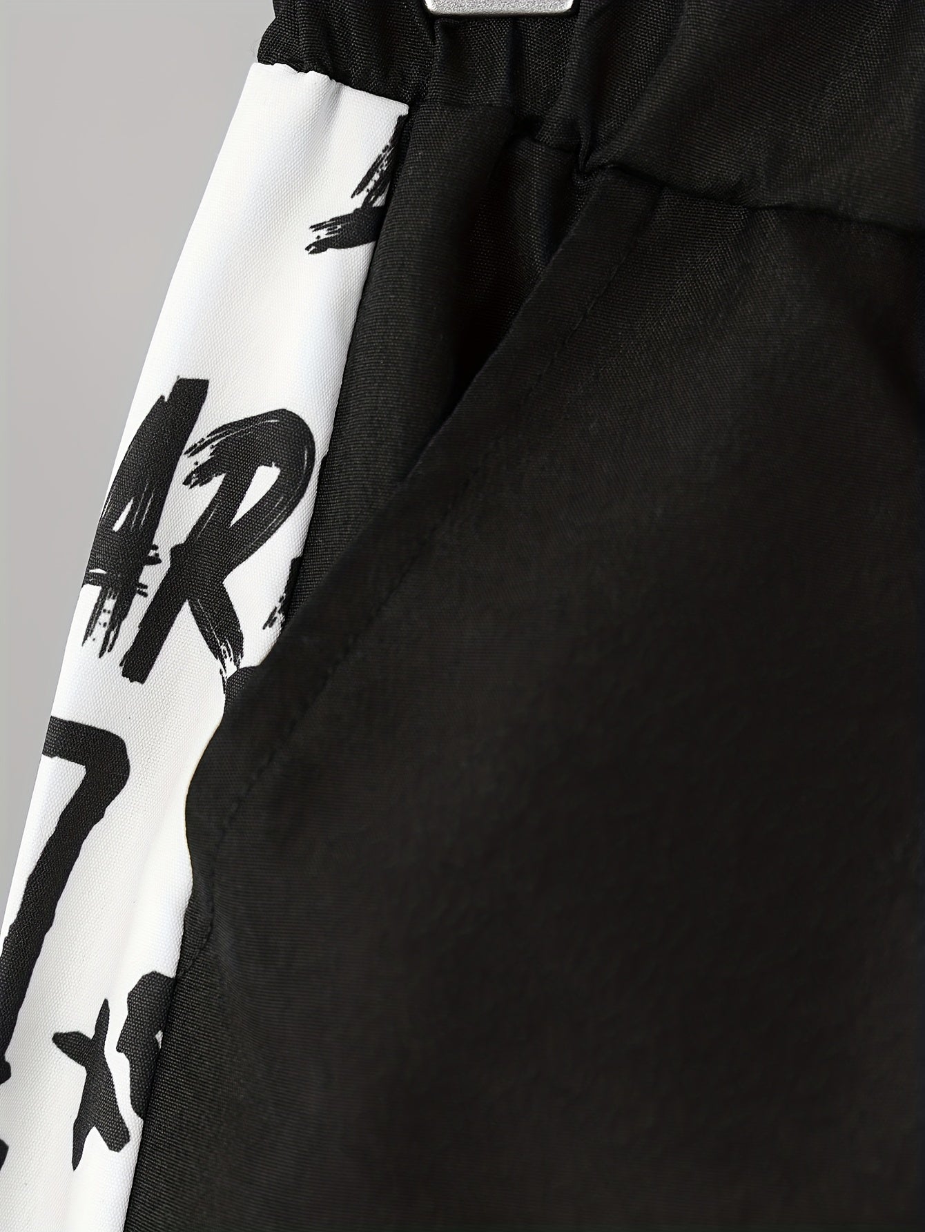 Girls Wide-leg Graffiti Side Taping Trendy Cargo Pants For Streetwear K-pop Style