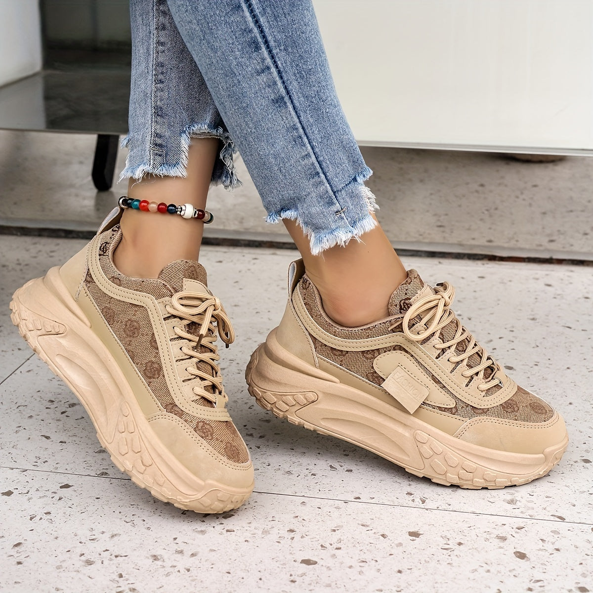 vlovelaw  Women's Floral Pattern Sneakers, Lace Up Comfy Platform Sporty Trainers, Versatile Low-top Skate Shoes