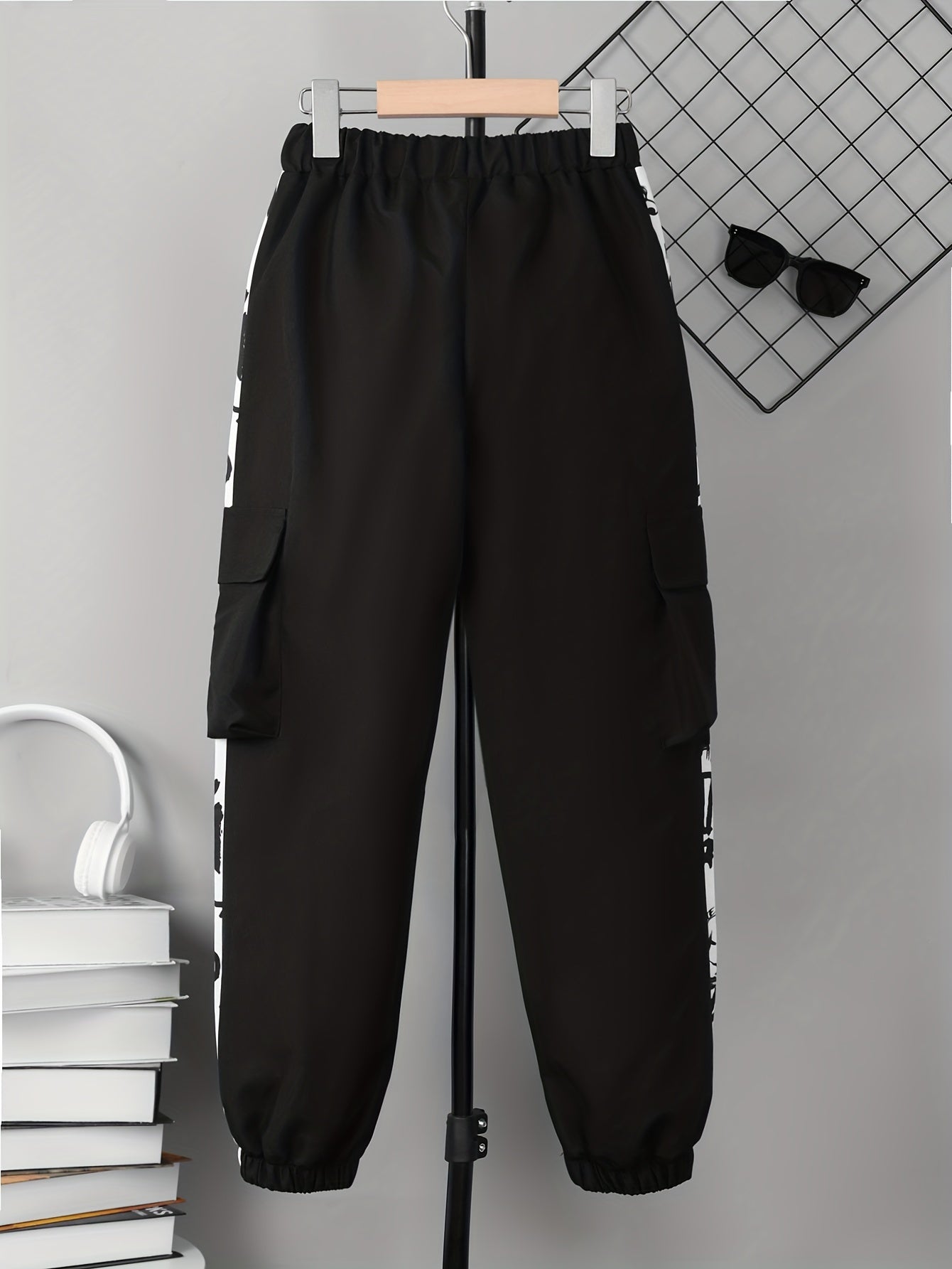 Girls Wide-leg Graffiti Side Taping Trendy Cargo Pants For Streetwear K-pop Style