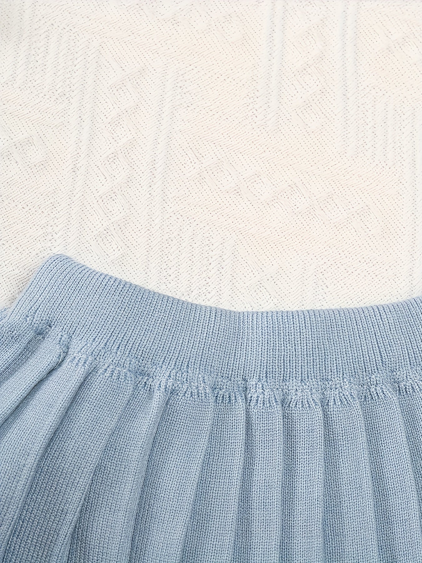 Girl's Heart Pattern Knit Sweater & Pleated Skirt Set - Cozy, Chic, and Casual Outfit for Fall to Spring