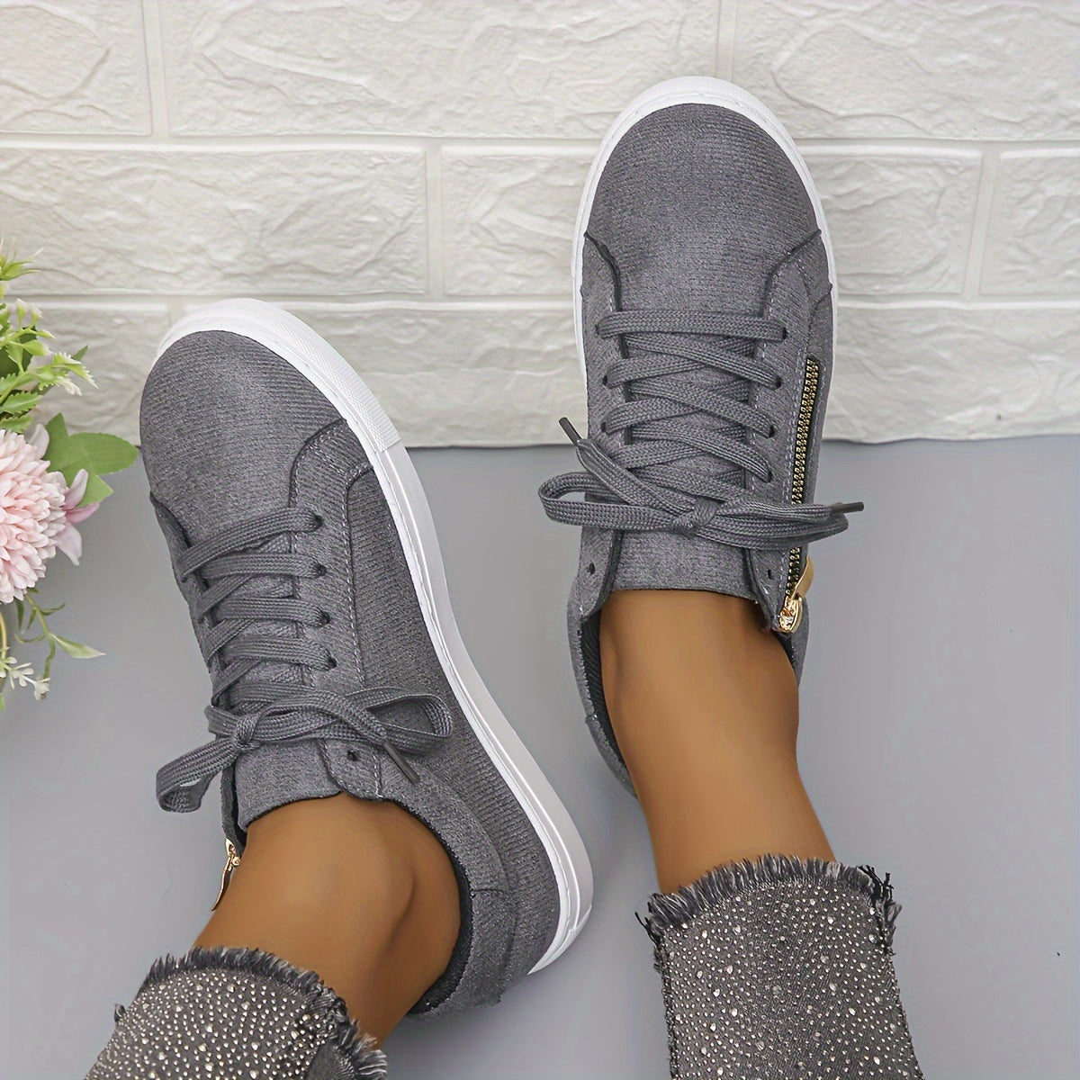 vlovelaw Women's Side Zipper Design Sneakers, Casual Lace Up Outdoor Shoes, Comfortable Low Top Shoes