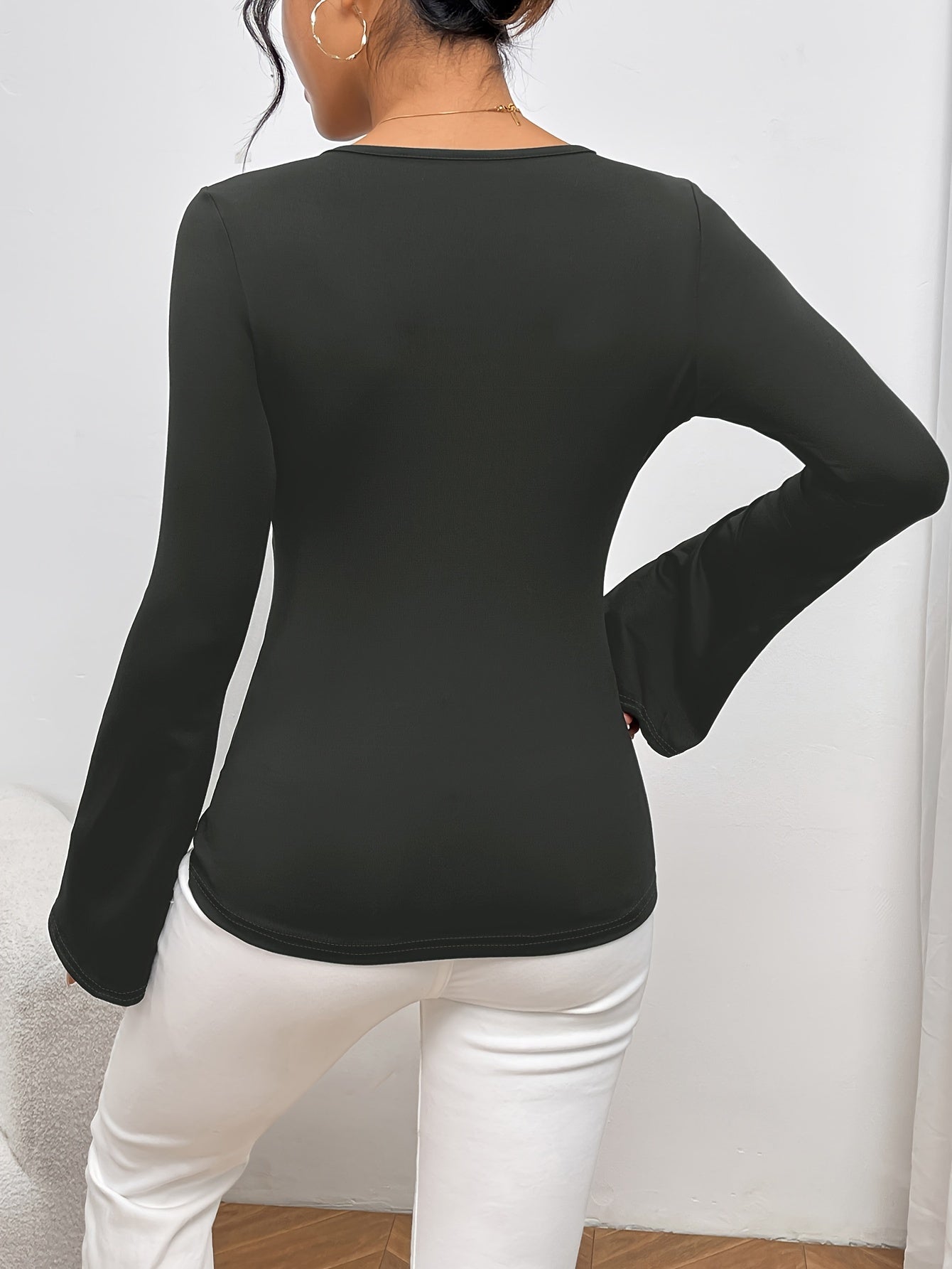 vlovelaw Solid Color V-neck Flared Long Sleeve Shirt, Casual Sports Yoga Fitness Top, Women's Clothing