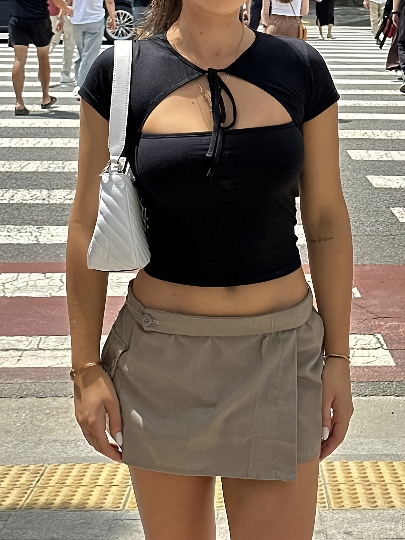 vlovelaw Cut Out Tie-neck Crop Top, Y2K Short Sleeve Top For Spring & Summer, Women's Clothing