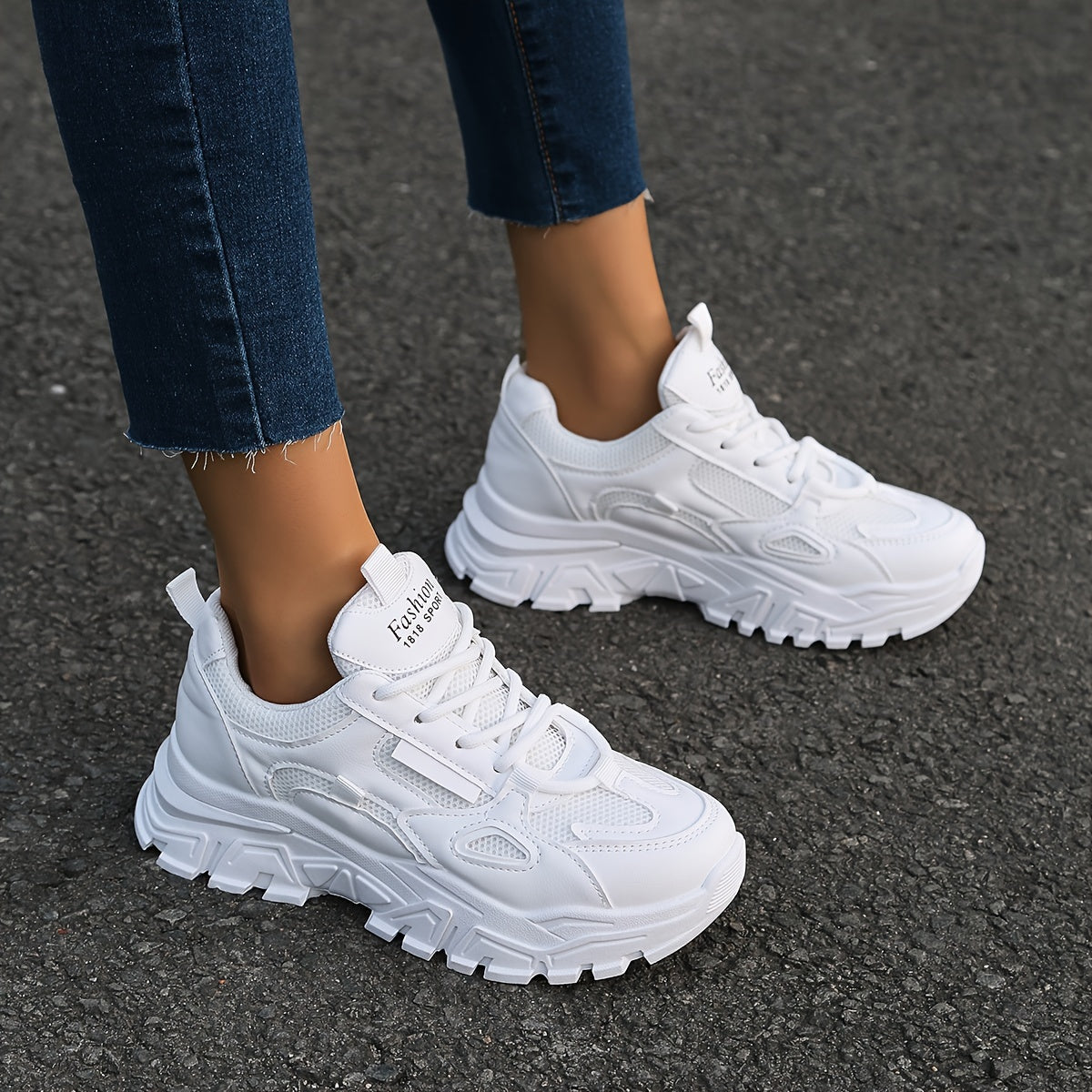 vlovelaw Fashion Simple Thick Bottom White Shoes, Comfortable And Breathable Lace Up Outdoor Sneakers