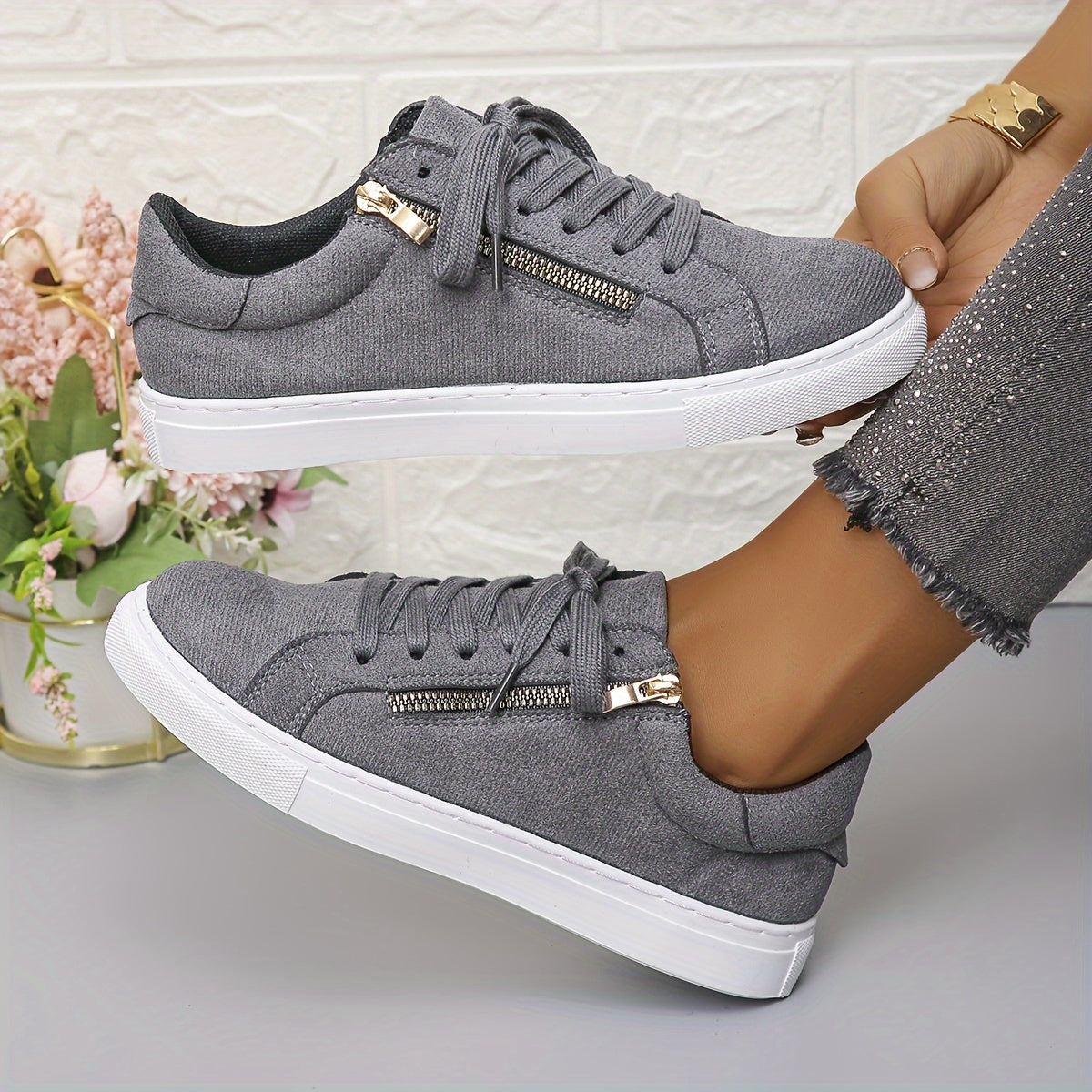 vlovelaw Women's Side Zipper Design Sneakers, Casual Lace Up Outdoor Shoes, Comfortable Low Top Shoes