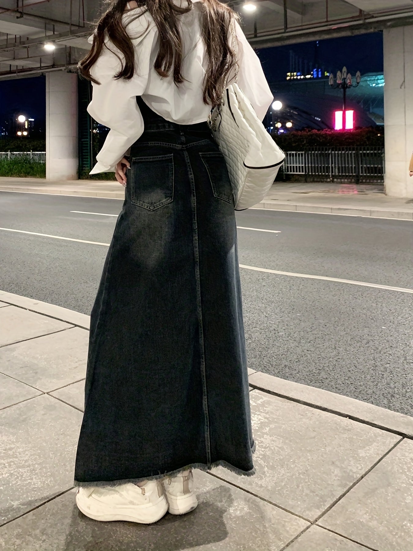 vlovelaw Black Frayed Trim Denim Midi Skirt, Single Breasted Button Flap Pockets Casual Denim Skirt, Women's Denim Clothing