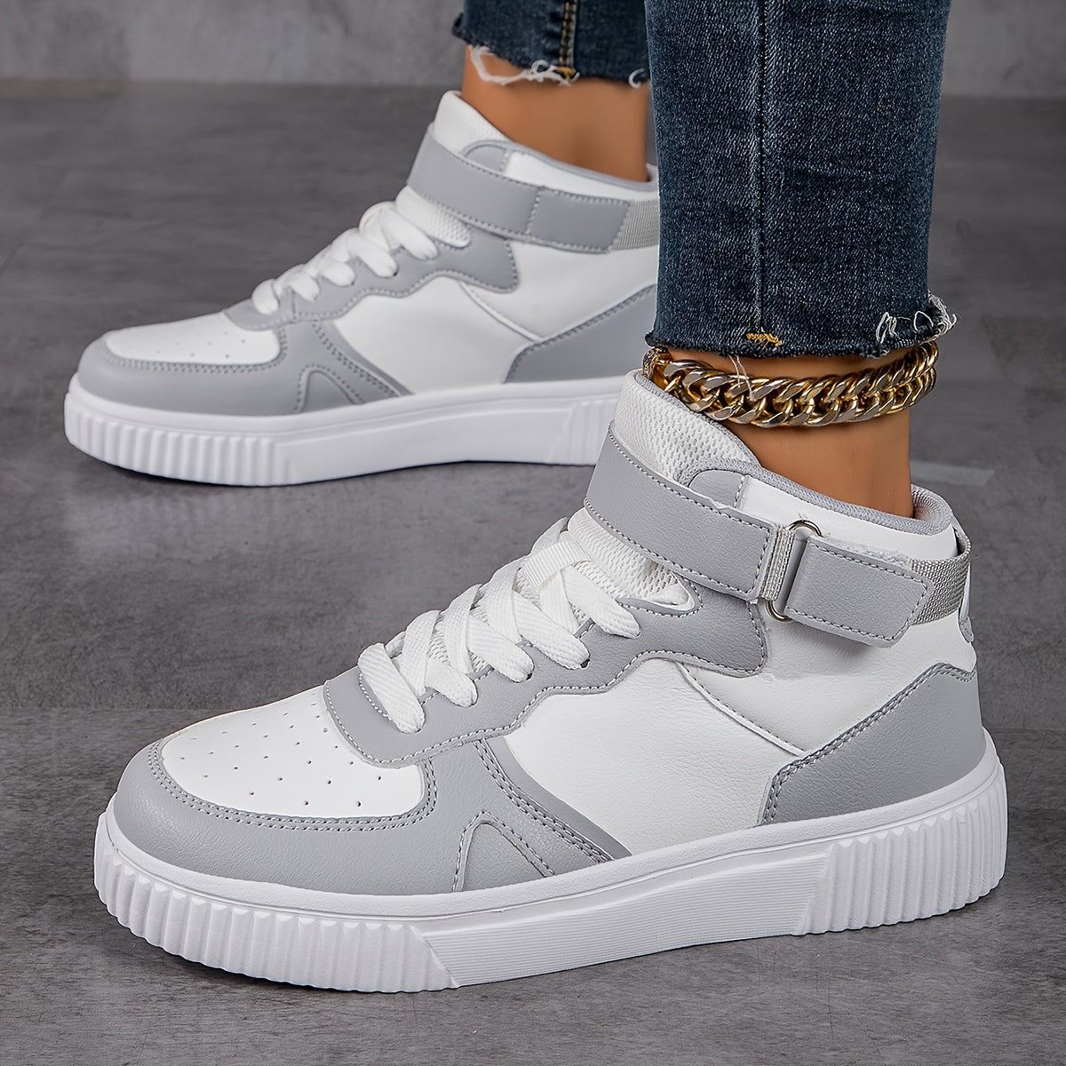 vlovelaw  Women's High-top Trendy Skate Shoes, Buckle Design Lace-up Anti-slip Lightweight Sports Sneakers, Platform Casual Outdoor Sneakers