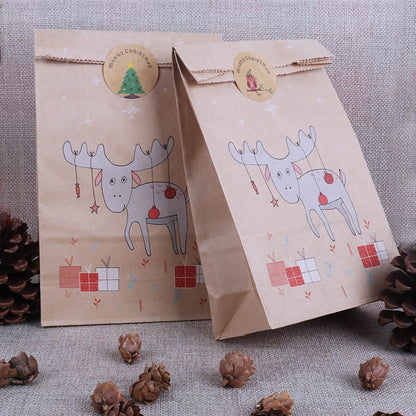 12 Pcs Kraft Paper Gift Bags with Christmas Tree Stickers, Candy Wrap Decoration, Christmas Bags for Gift Wrapping