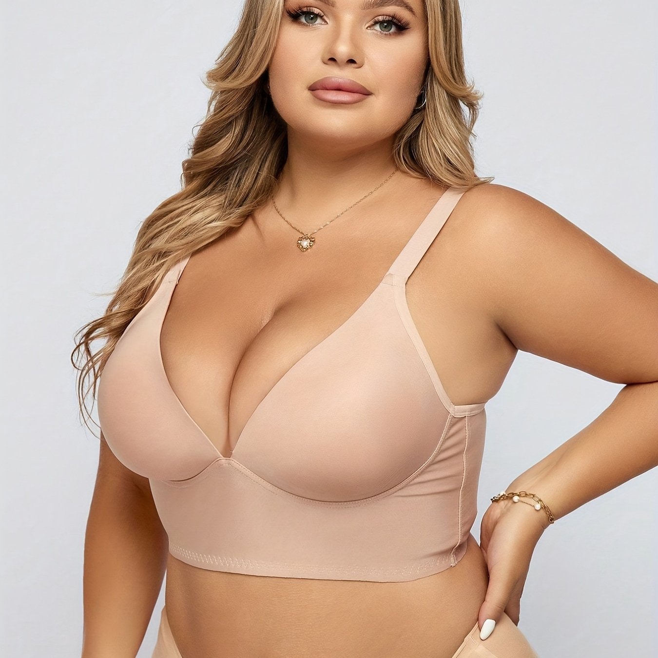 Plus Size Sexy Bra, Women's Plus Plain Deep V Neck Seamless Underwire Push Up Padded Bra