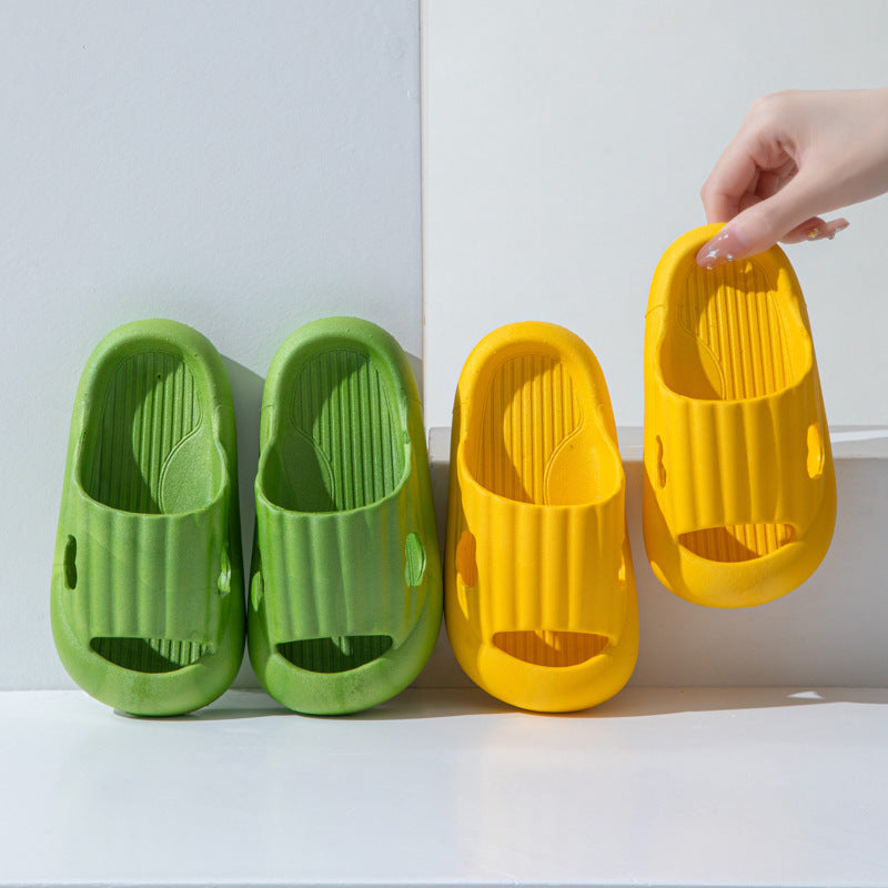 VLOVELAW Children's Sandals Summer Boys and Girls Sandals Non-Slip Cute Household Outer Wear Baby Child Closed Toe Sandals