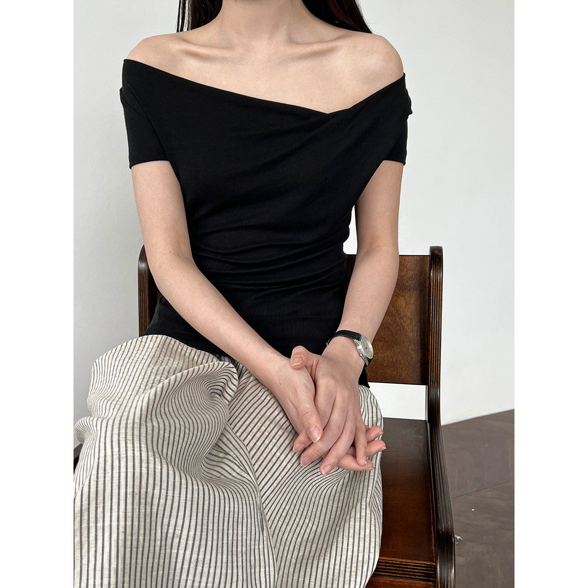 Luxi  slanted shoulder swing neck short-sleeved T-shirt women's summer silk wool soft waxy light slim slim top 2699