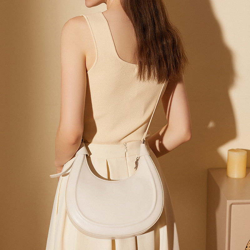 VLOVELAW 2025 Internet celebrity high-end cowhide half-moon bag fashion crescent armpit bag popular new leather casual shoulder messenger bag