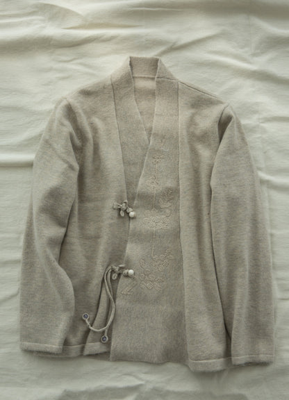 Retro national style Chinese diagonal jacket embroidered thickened jacket, elegant fringed cardigan tea clothes in autumn and winter W22328