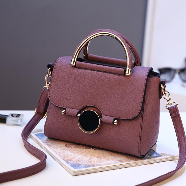 VLOVELAW Small Bag for Women 2022 New Korean Style Shoulder Messenger Bag for Women Versatile Handbag Fashion Women's Small Square Bag Generation