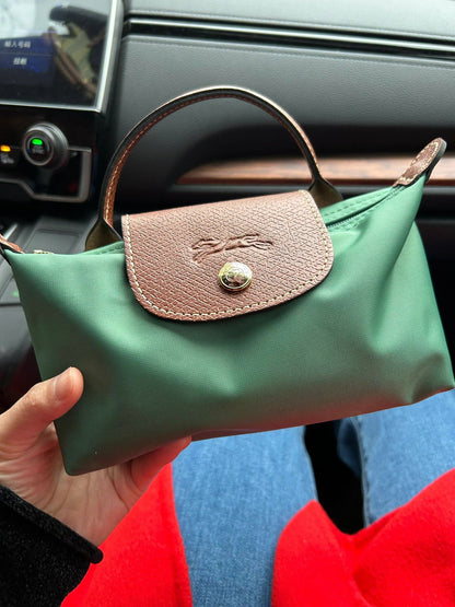 VLOVELAW Dragon Mini Dumpling Bag Mobile Phone Bag Document Package Lightweight Crossbody Bag Waterproof Nylon Bag Commuter Bag