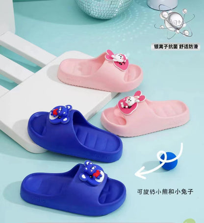 VLOVELAW Factory Wholesale Children's Slippers  New Summer Cartoon Rotating Cute Child Thick Bottom Household PVC Non-Slip