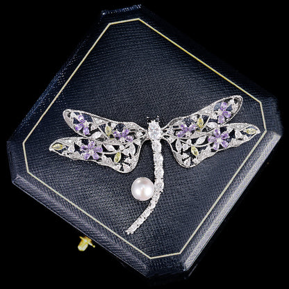 2025 High-end exquisite freshwater pearl dragonfly brooch women's high-end fashion coat coat corsage anti-light accessories women