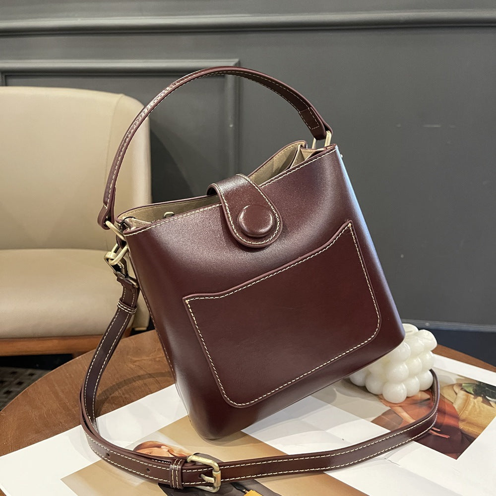 Women's bag, leather large-capacity bucket bag, top layer vegetable tanned cowhide handbag, New live broadcast shoulder messenger bag 221
