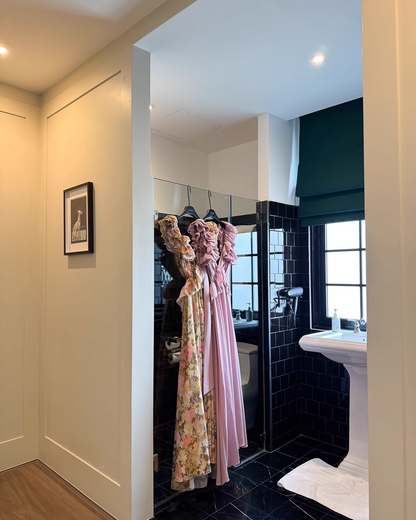 Elegant temperament South France light luxury floral age-reducing halter suspender long dress vacation skirt island-produced high-end dress
