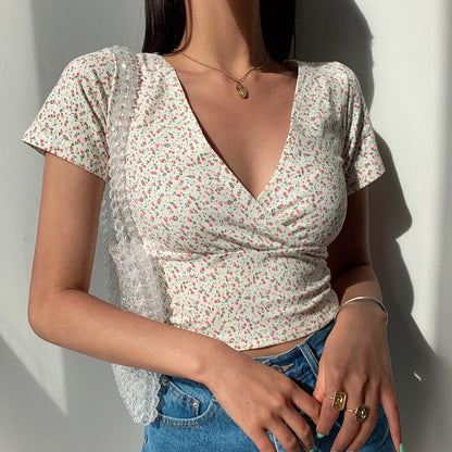 VLOVELAW American Retro Floral Cross V-neck Slim Fit Short Midriff-Baring Short-Sleeved T-shirt Women's Top  Summer New Fashion