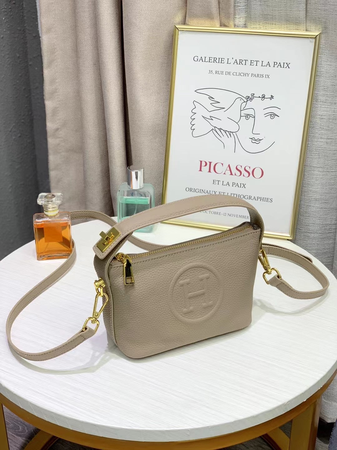 vlovelaw New Lunch Box Bag Cross-Border Leather Women's Bag Multi-Functional Portable Shoulder Crossbody Large Capacity H Word Dumpling Bag Togo