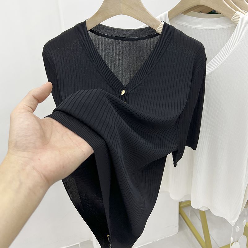 VLOVELAW 100.00kg Wearable Summer plus Size Ice Silk Top Popular Slimming Short-Sleeved T-shirt for Women Loose Belly-Covering V-neck Sweater