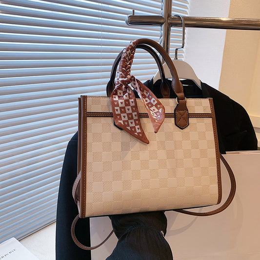 VLOVELAW 2025 Premium texture plaid handbag popular new large-capacity women's bag shoulder messenger bag versatile casual small square bag
