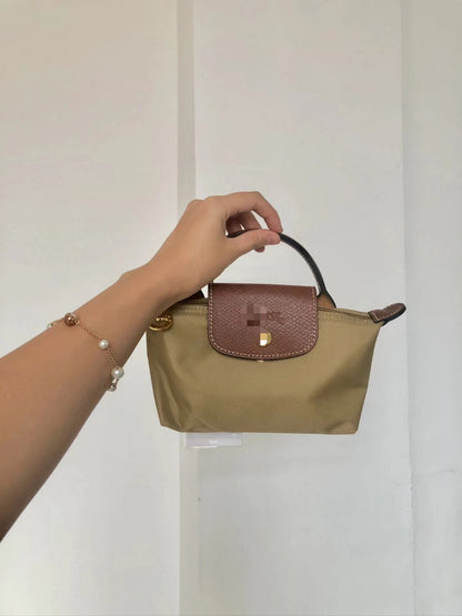VLOVELAW Dragon Mini Dumpling Bag Mobile Phone Bag Document Package Lightweight Crossbody Bag Waterproof Nylon Bag Commuter Bag