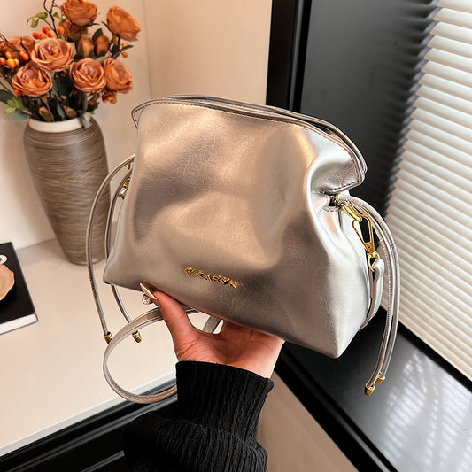 VLOVELAW 2025 Bag Korean high-end versatile bucket bag popular new fashionable solid color shoulder bag women's simple messenger bag