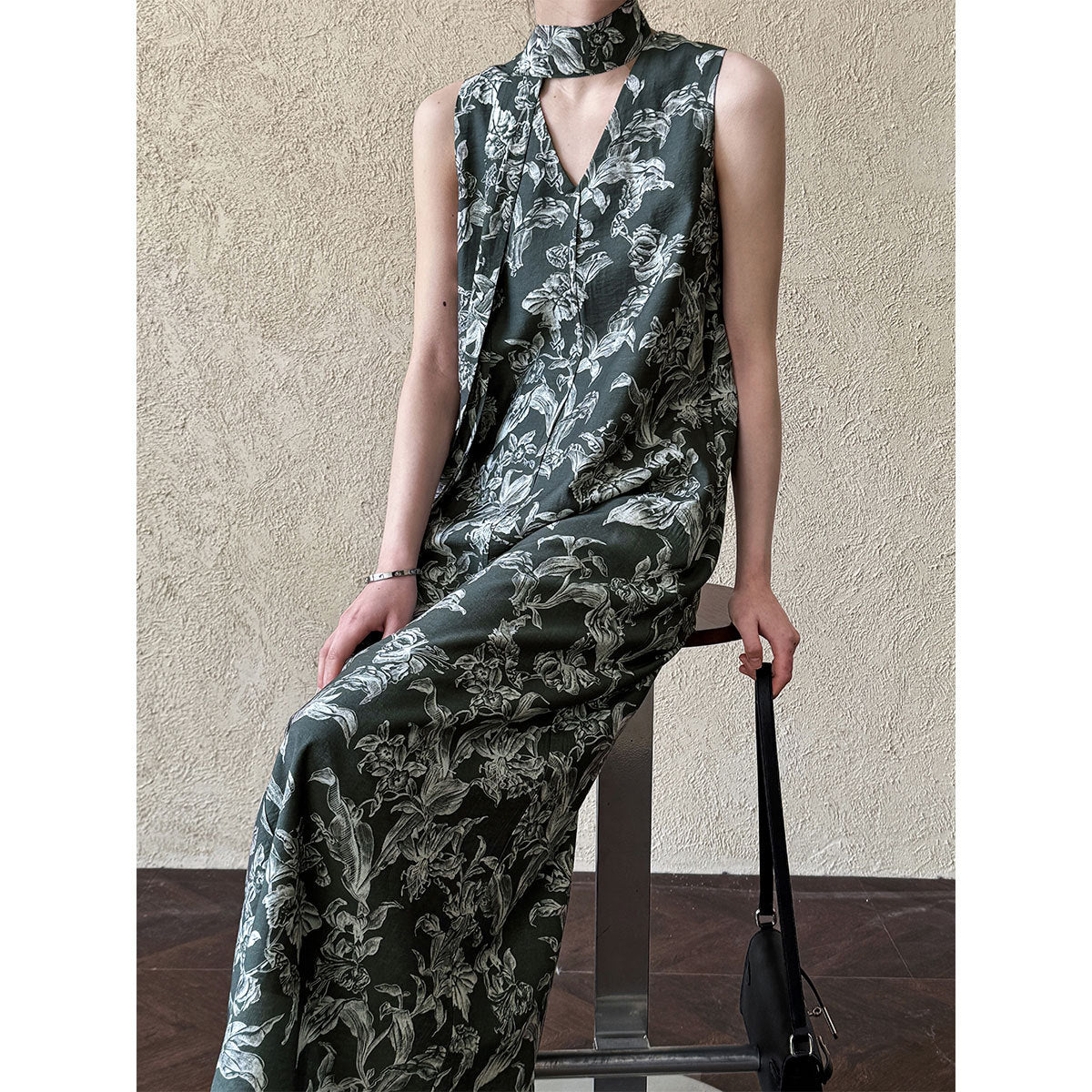 Luxi, retro V-neck sleeveless lace-up dress women's spring new loose-print casual vest skirt 3538