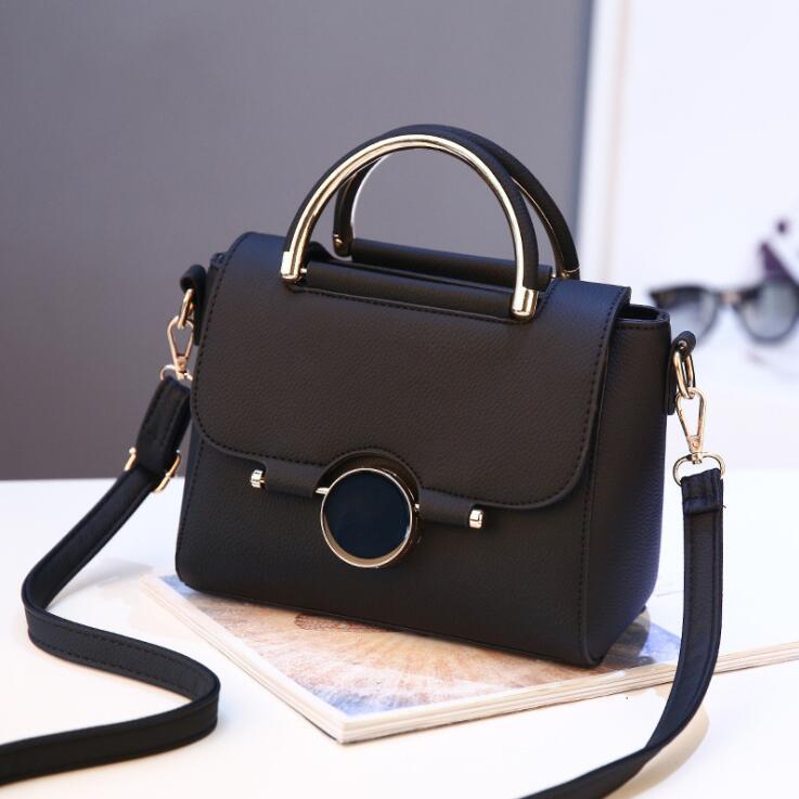 VLOVELAW Small Bag for Women 2022 New Korean Style Shoulder Messenger Bag for Women Versatile Handbag Fashion Women's Small Square Bag Generation