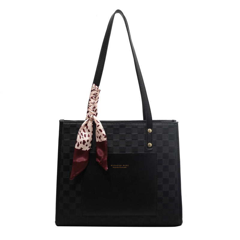 VLOVELAW 2025 Find factory wholesale customized bags for women's high-end sense fashion versatile single shoulder tote bag retro plaid handbag