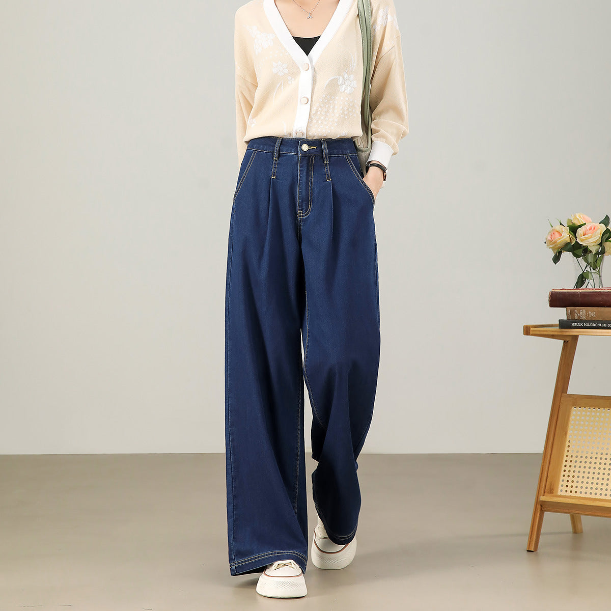 2025  Imported high-quality pear-shaped body gospel high-waisted wide-leg pants women's loose straight-leg women's jeans trousers